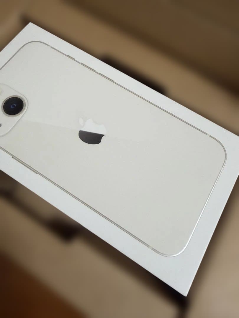 Apple iPhone 13 ホワイト 箱付き