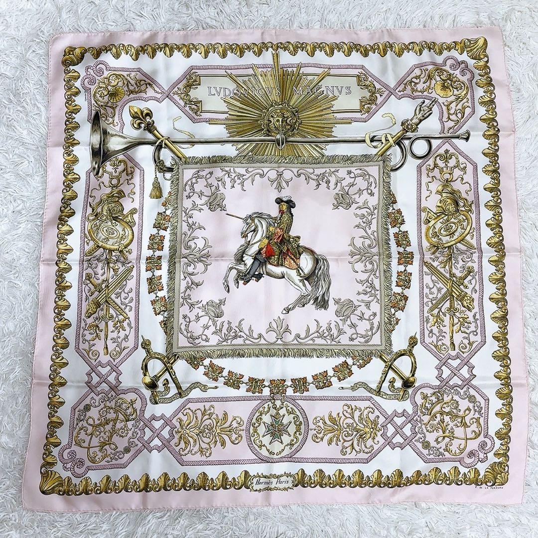 美品 エルメス カレ90 白い馬に跨ったルイ14世 スカーフ 総柄 HERMES