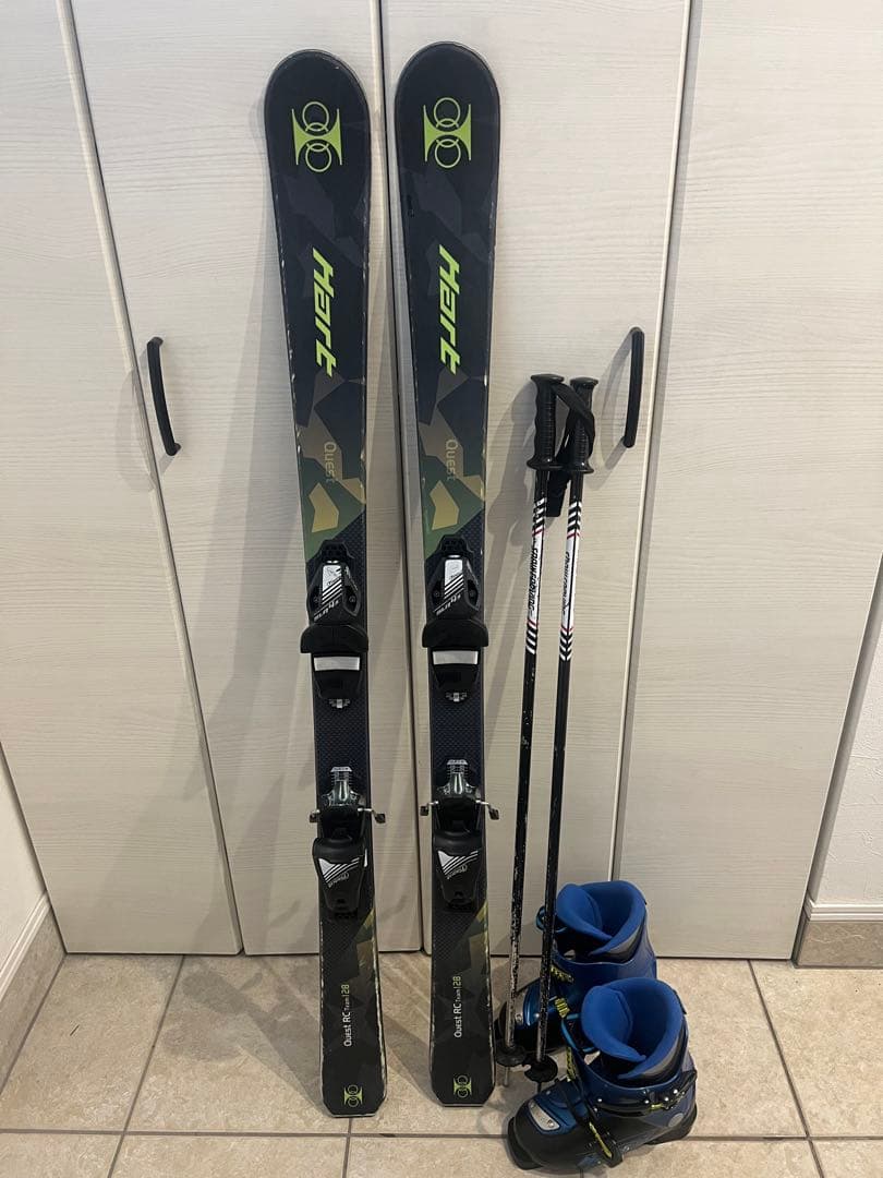 Hart Quest ジュニア　スキーセット板128 ブーツ　21センチ　子供