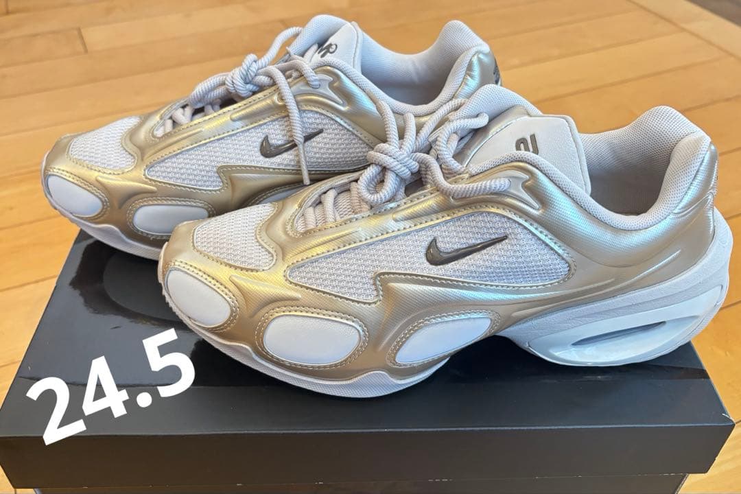 靴 NIKE AIR MAX MUSE