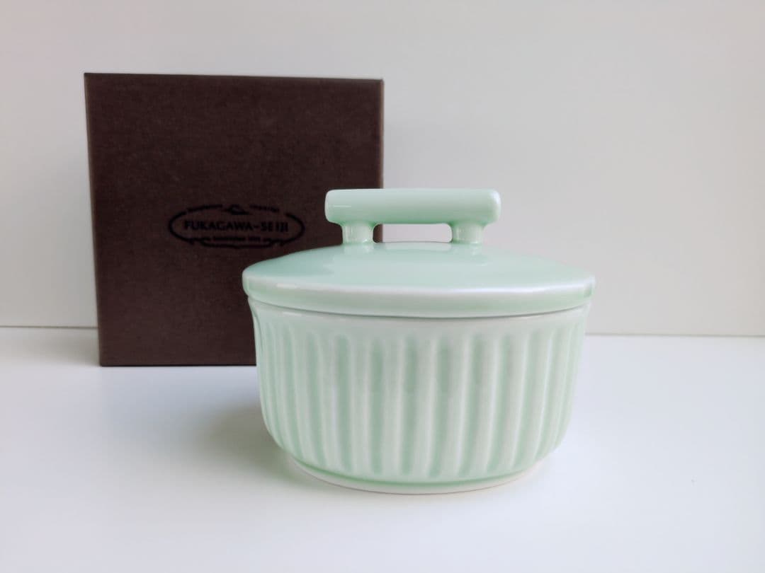 希少　廃盤品　深川製磁　青磁梅小紋 蓋物