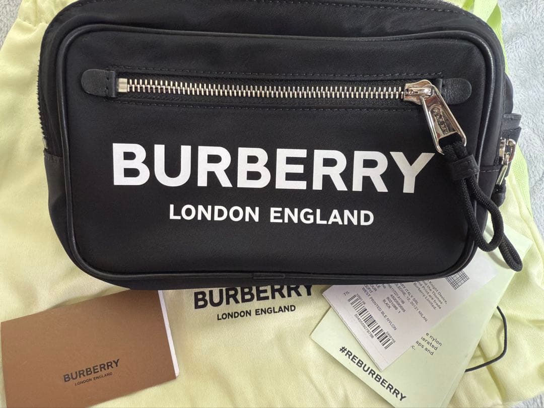 BURBERRY バーバリー　ロゴプリント　ボディバッグ　ナイロン