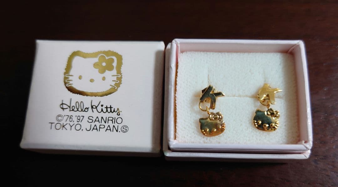K18　キティ　ピアス　年代物