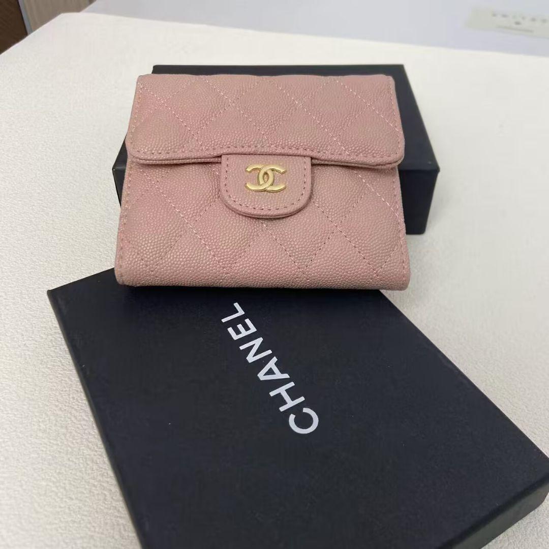 CHANEL ピンク レザー 三つ折り財布