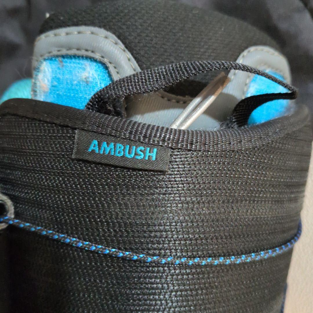 スノーボードブーツ(男性用) 黒と青