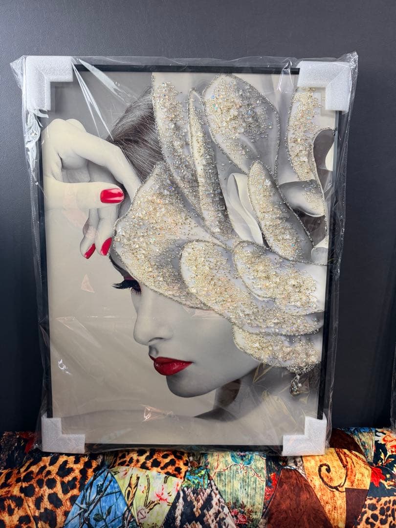 クリスタルアート インテリアパネル 水晶絵 アートパネル 女性の顔 白い花