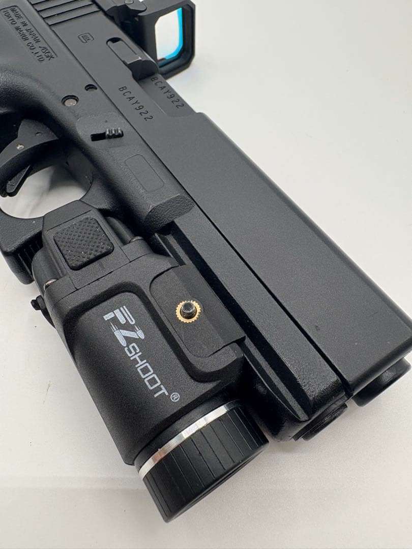 東京マルイ　グロック17 gen4 ドットサイト　ライト付き　マガジン2本付き