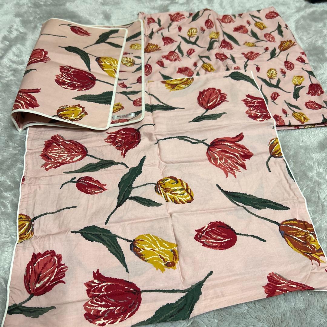 アツキオオニシ　テーブルクロス　クッションカバー　ランチョンマット　3点セット