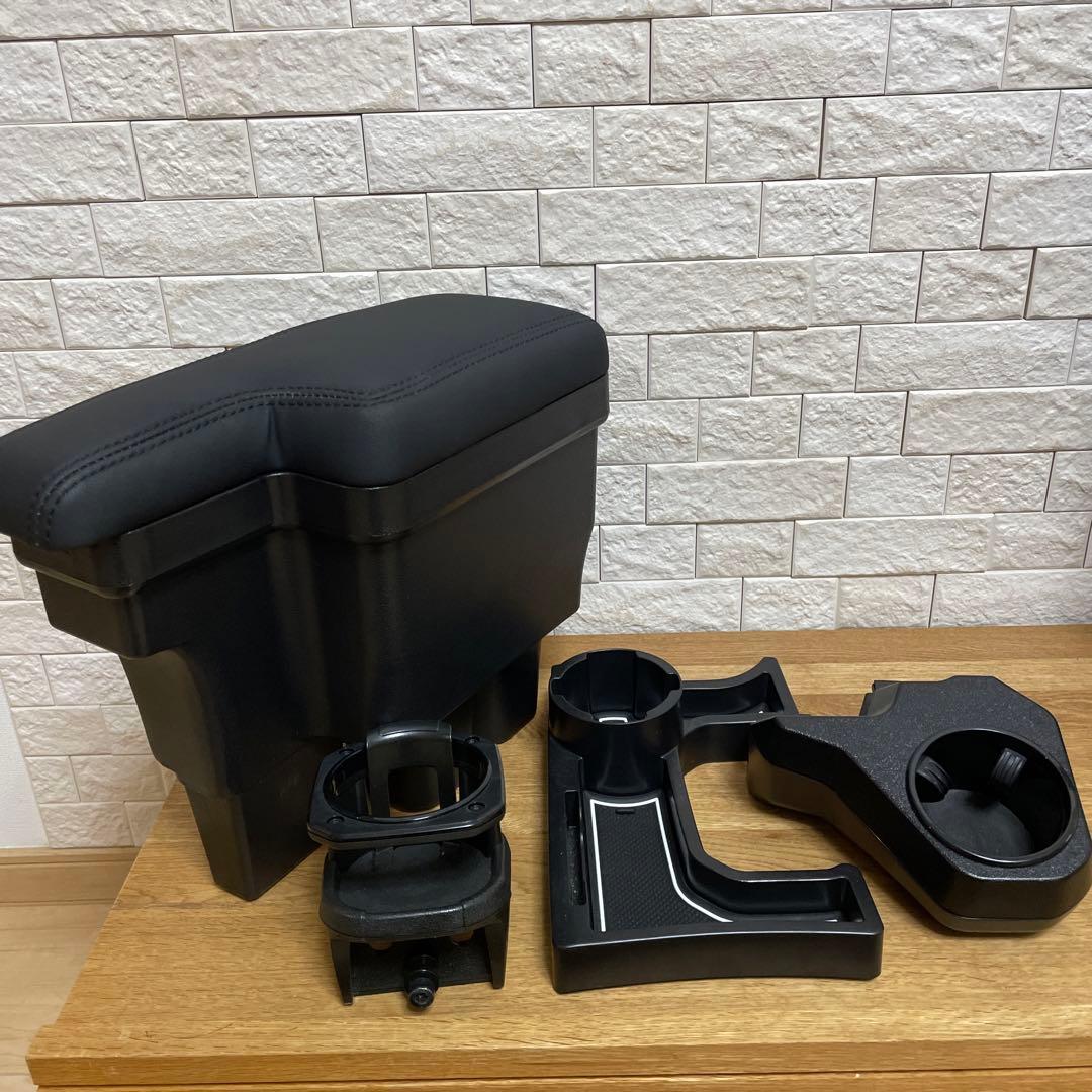 ジムニー　jb64 アームレスト　ドリンクホルダー　セット