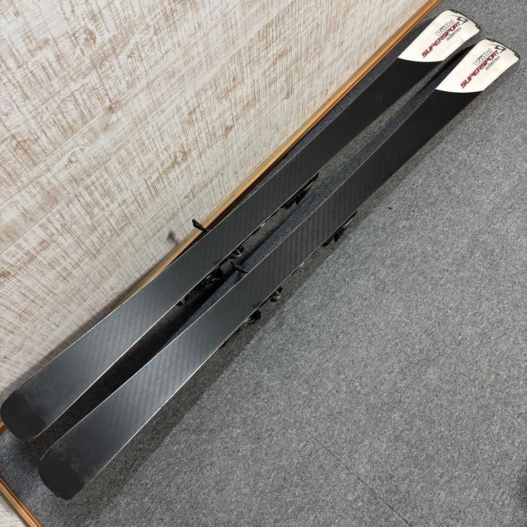 【最終値下げ】【送料無料】VOLKL カービングスキー