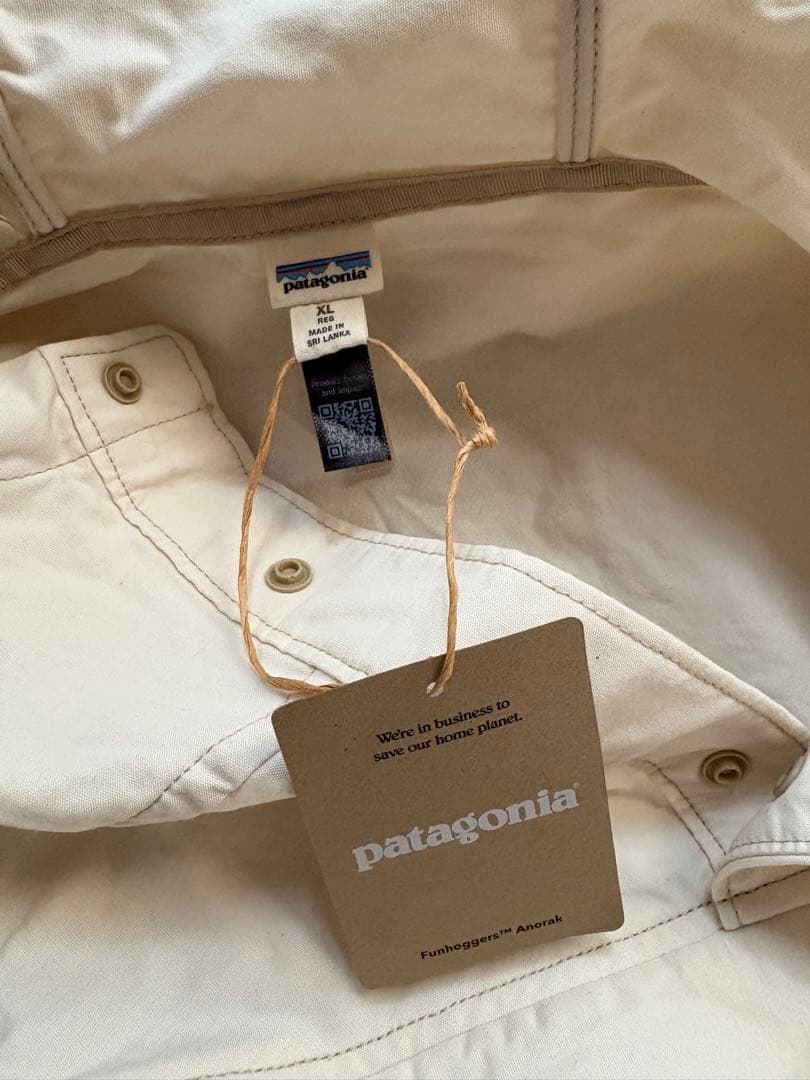 パタゴニア ファンホッガーズアノラック XL 未使用品　タグ付き