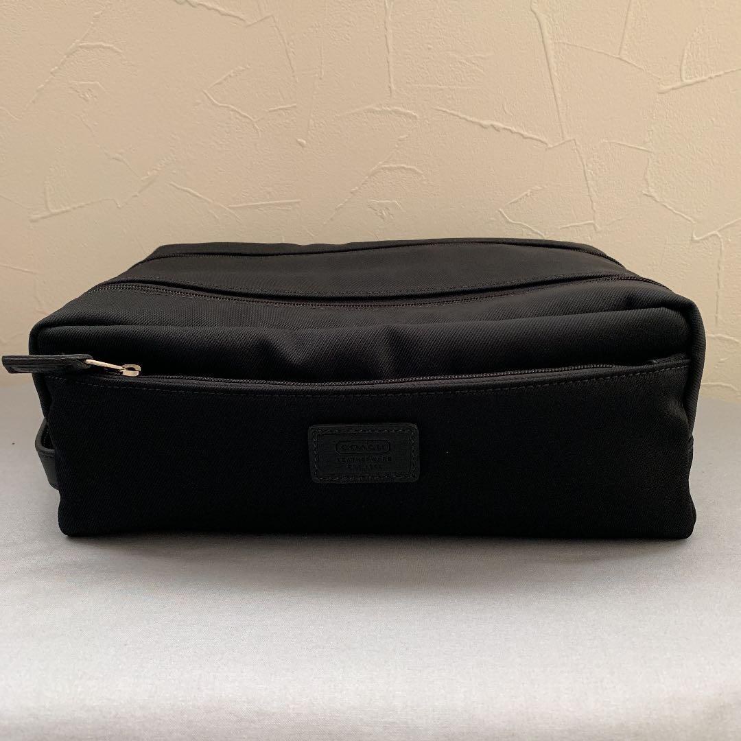 コーチ トラベル ポーチ 携帯ポーチ ブラック