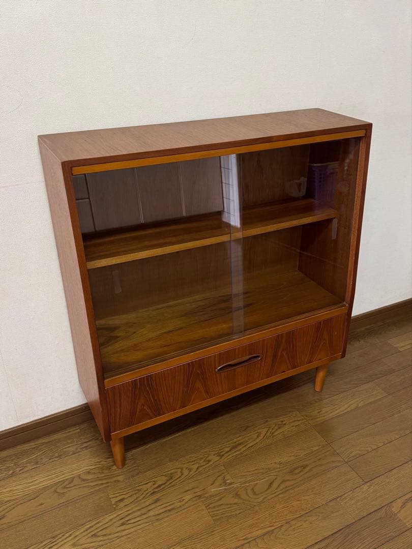 イギリス/ヴィンテージ/チーク材/ガラスキャビネット