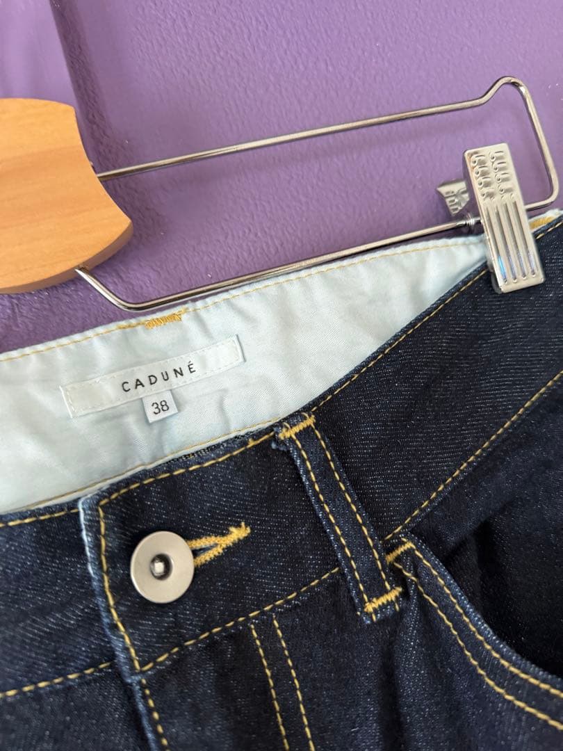 CADUNE カーヴィーデニム　38サイズ