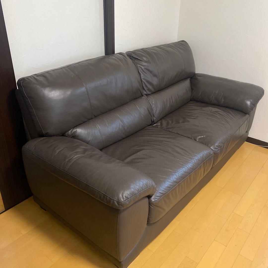 【引き取り大歓迎】ニトリ ワケあり本革3人掛けソファ オマケ付き