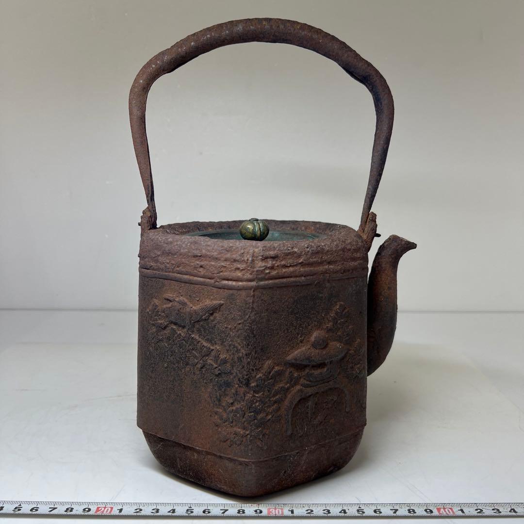 名人大國寿朗 在銘 花鳥風景画 大鉄瓶 3088g東キ8-0206☆1F トヒニ