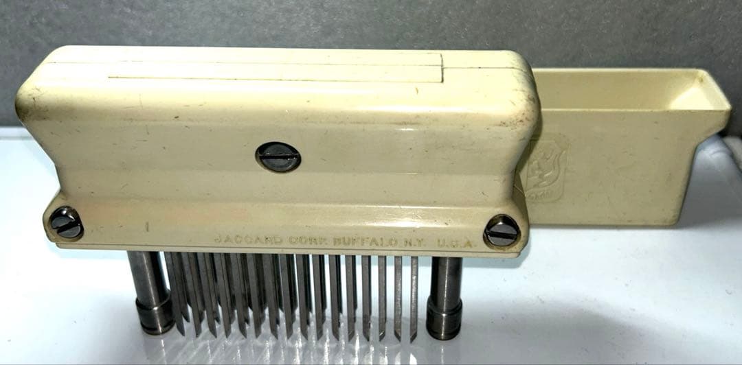 【バッファローNY】ジャカード48ブレード スーパーミートテンダライザー