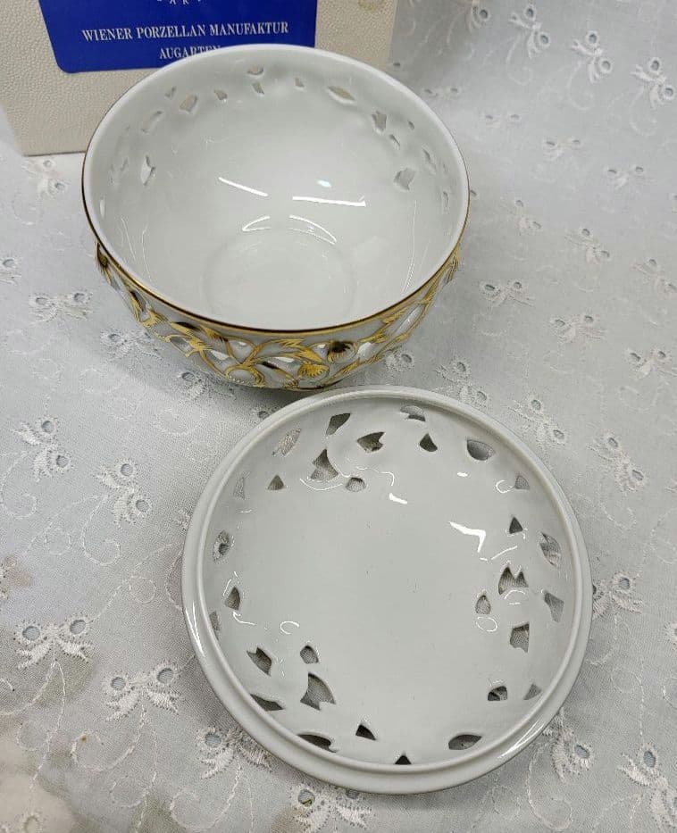 未使用近✨アウガルテン マリアテレジア 小物入れ ボンボニエール 大 透かし