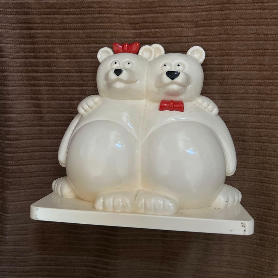 レア　クマのカップル貯金箱 ホワイト 赤