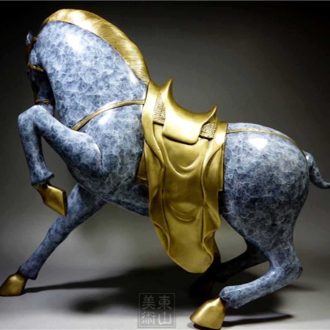 銅細工 大迫力唐馬高彫 無銘 開運置物 極上質 高さ約31cm 重さ約5.6kg