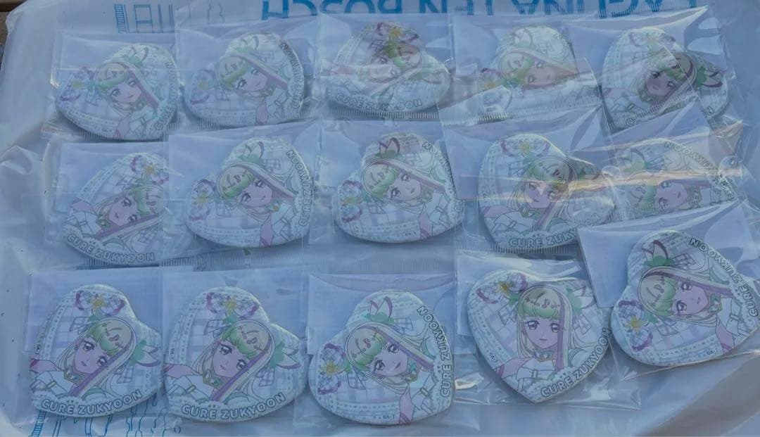 15個プリキュア キュアズキューン　田中ぷりん　プリルン　ハート缶バッジフェスタ