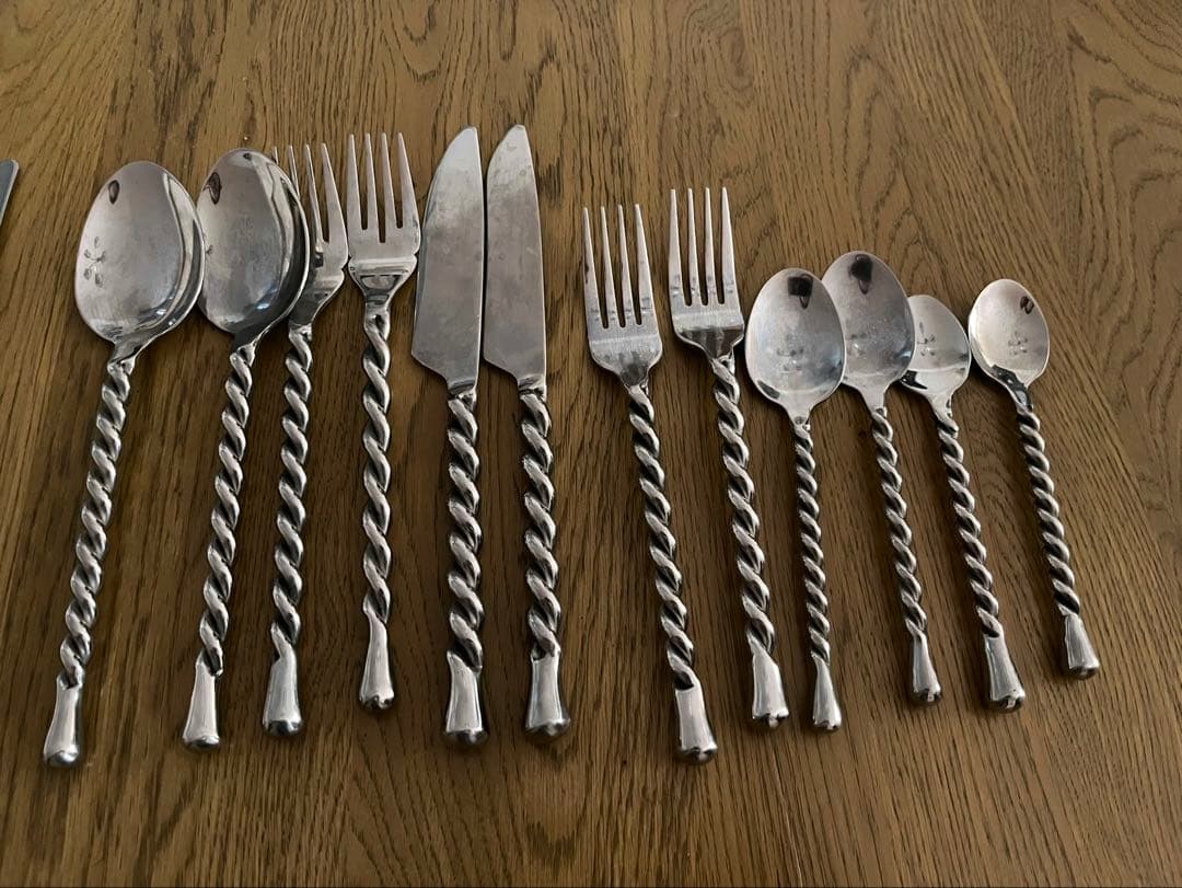 シルバーツイストデザイン カトラリーセット 12点　ステンレス