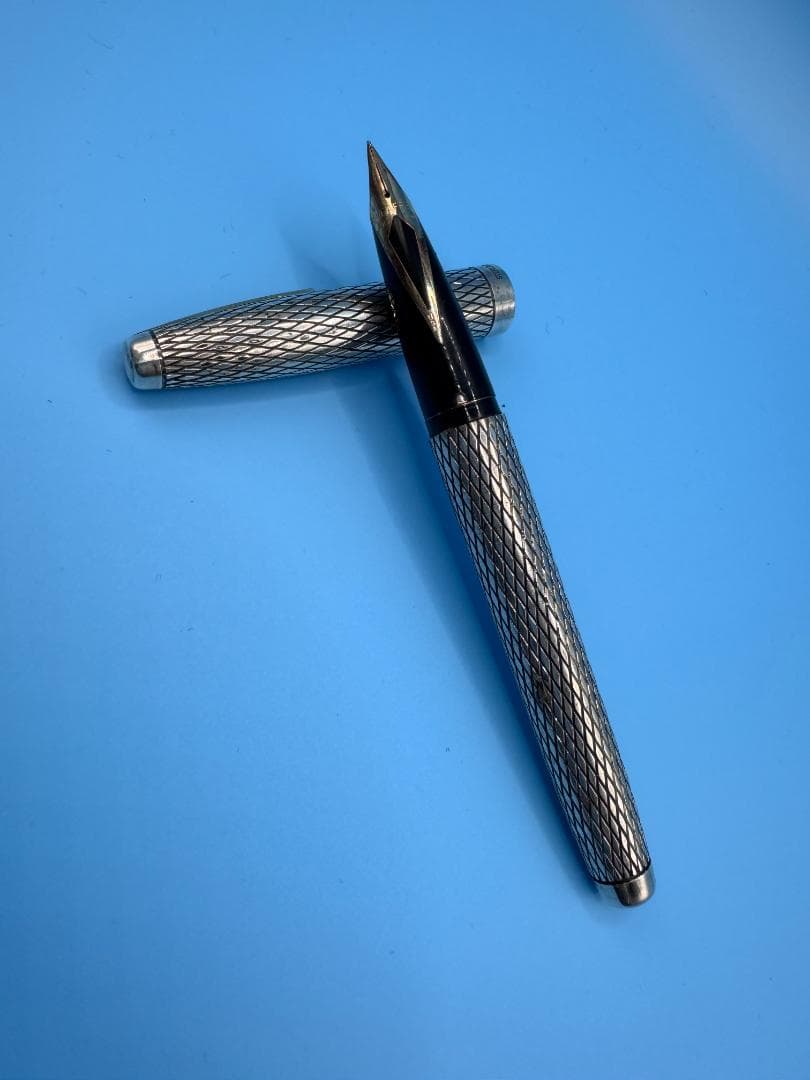 【SHEAFFER Targa】スターリングシルバー 万年筆 (14K金ペン先)