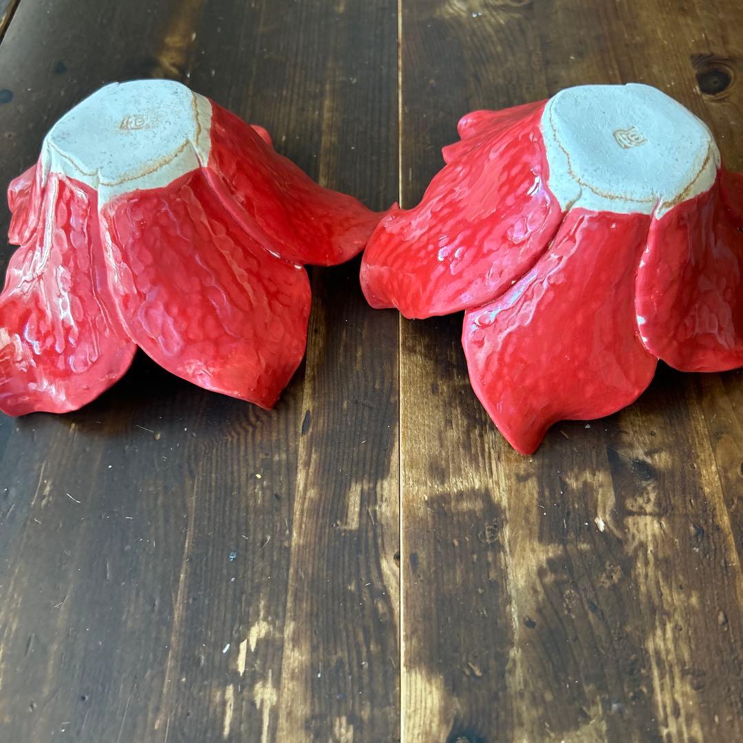 作家　陶芸作家　田中恒子　花びら　葉っぱ　器