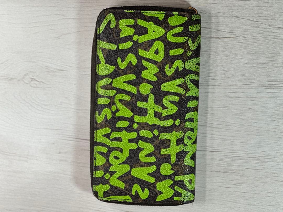 LOUIS VUITTONルイヴィトンパリ限定品長財布ケース