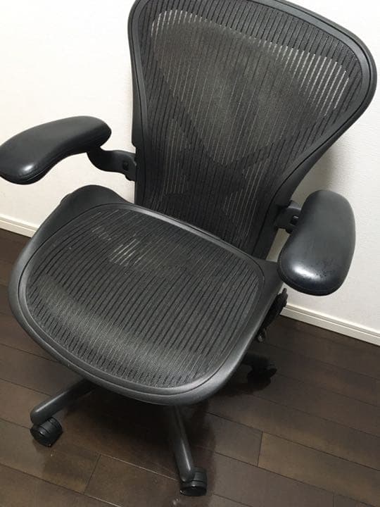 ハーマンミラー アーロンチェア Aサイズ
