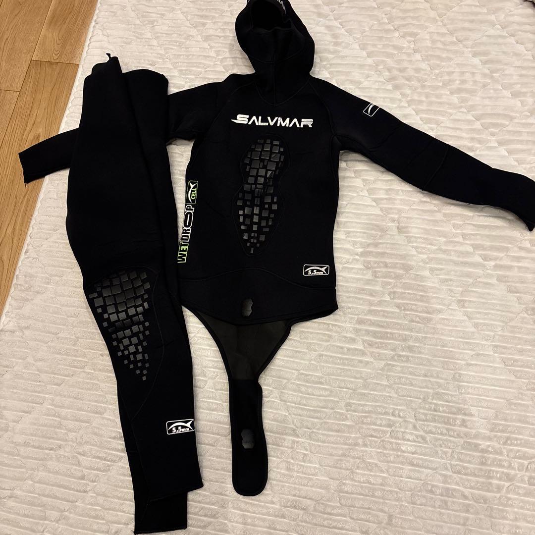 SALVIMAR フード付きウェットスーツ 5.5mm 上下