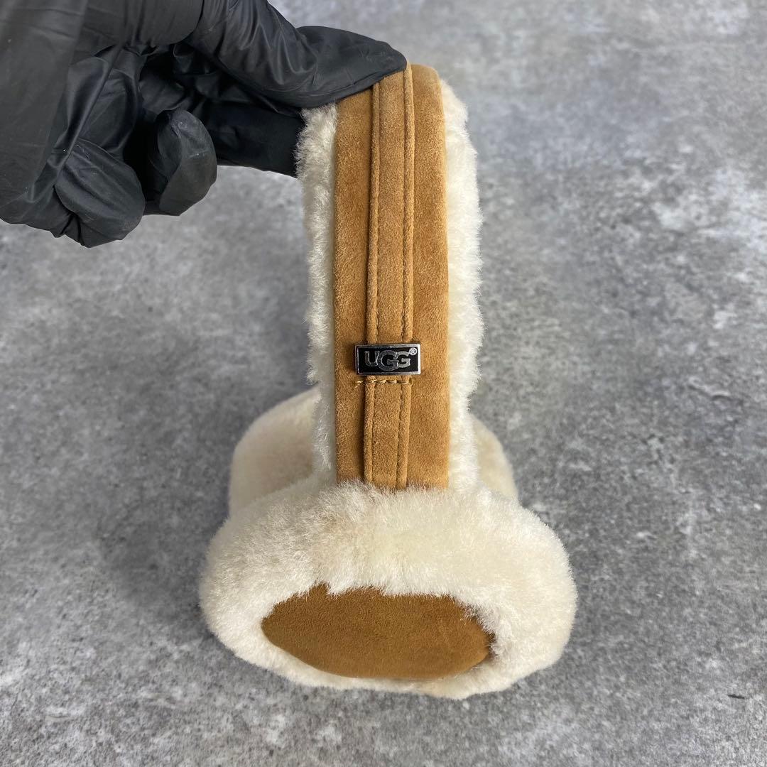 新品 UGG アグ シープスキン イヤーマフ ヘッドフォン イヤホン 有線