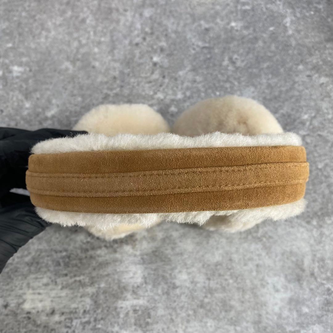 新品 UGG アグ シープスキン イヤーマフ ヘッドフォン イヤホン 有線