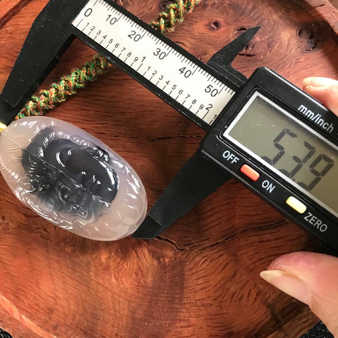 ゴビ石−1166 ゴビ瑪瑙　彫刻　『一念の間』