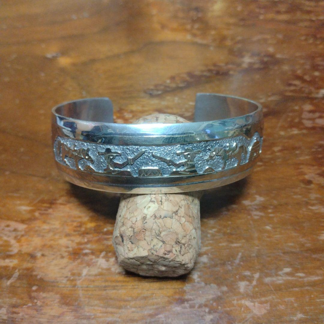 『トム&シルビアキー』オーバーレイ バングル 12KGF NAVAJO