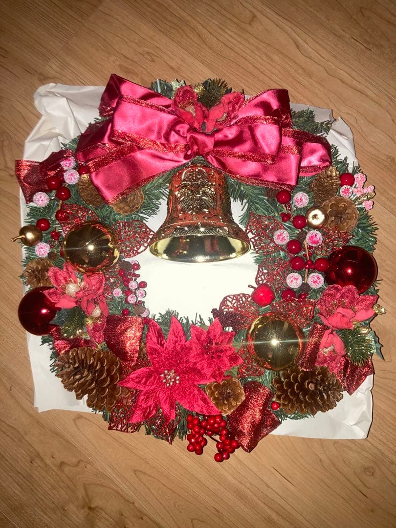 クリスマスリース 50cm 赤いリボン ベル付き