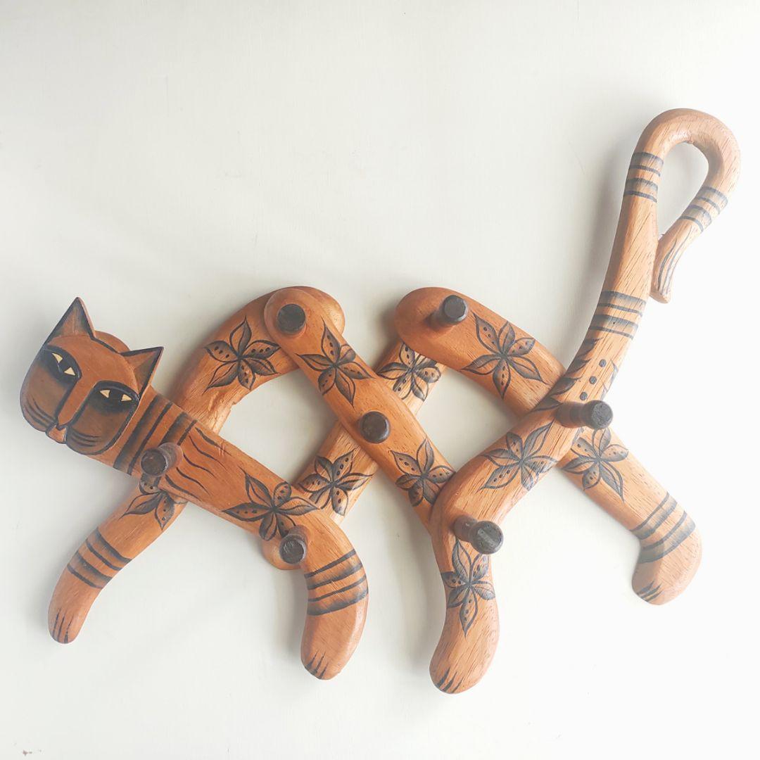 ネコの木製フック