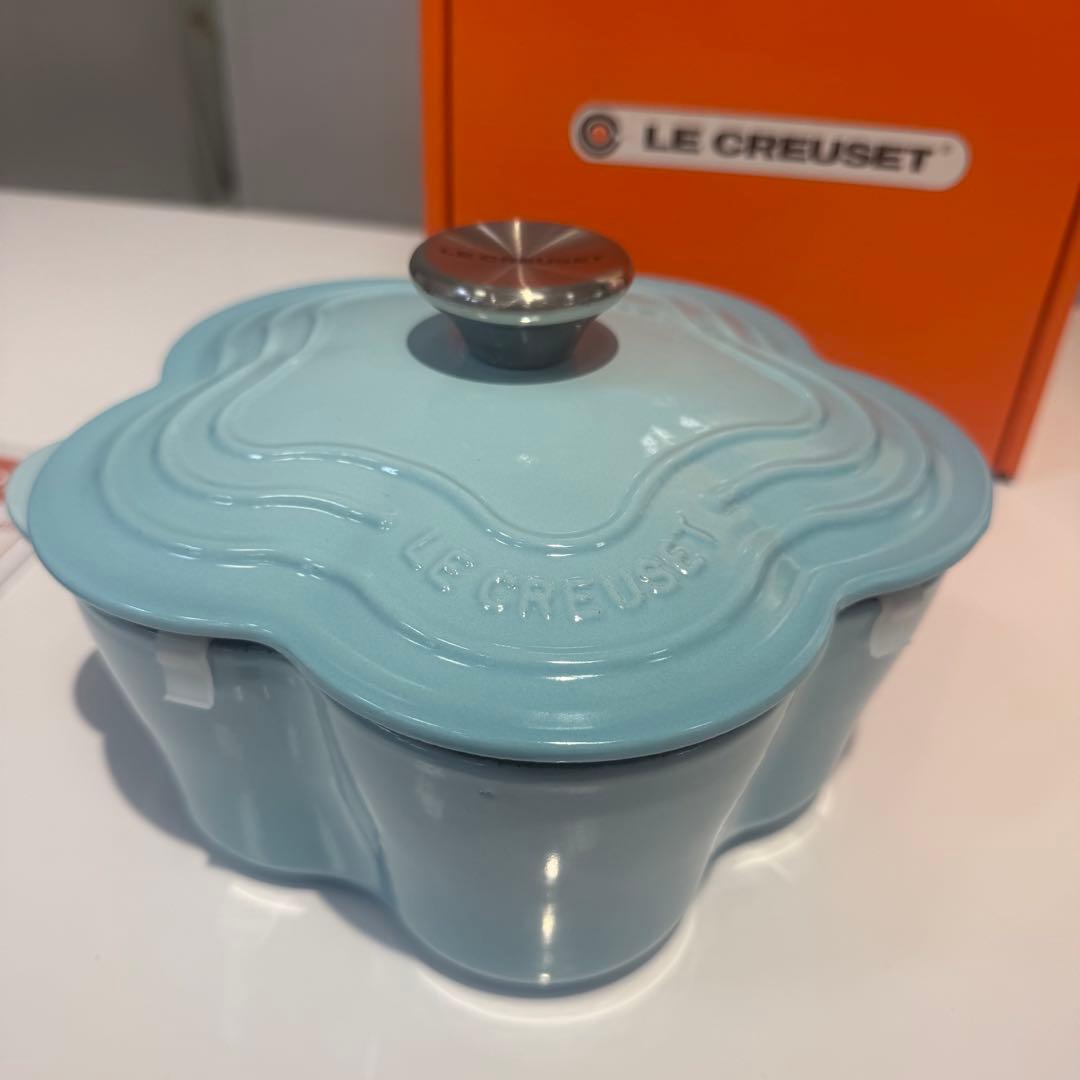 【匿名発送】ル クルーゼ ココット フルール ピュリストブルー 20cm
