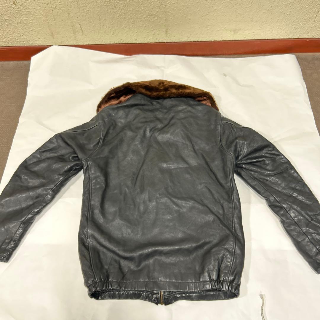 ブラックレザーフライトジャケット