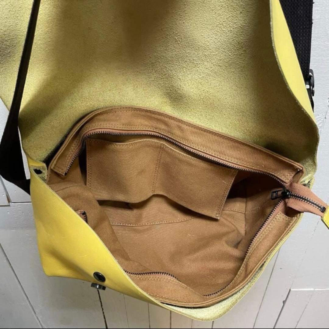 Uni&co.メッセンジャーバッグ　ヌメ革　レザーバック　黄XZ 3736ADU