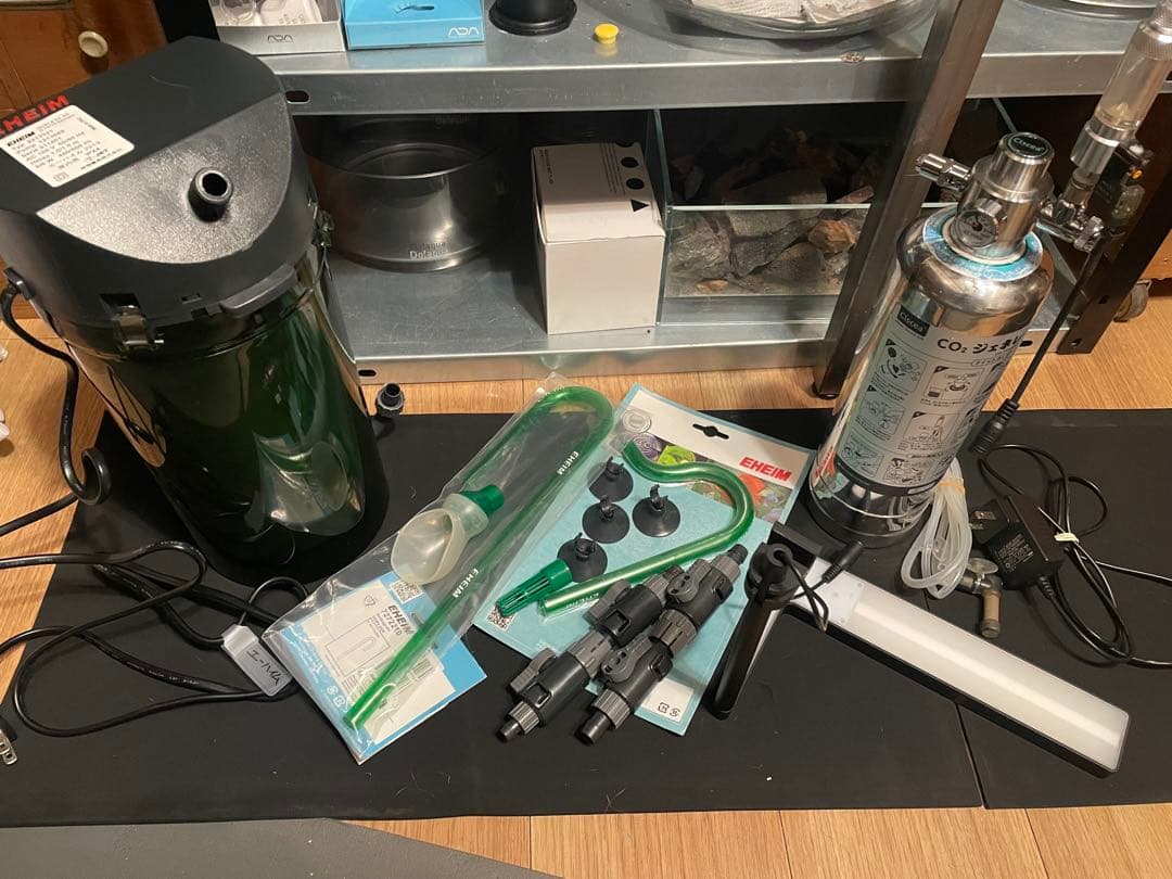 ※内容更新　ジャンク品含む、水槽セット