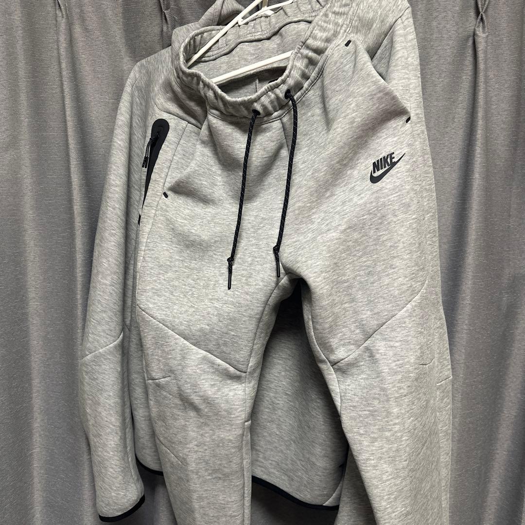 NIKE テックフリースセットアップ S　グレー