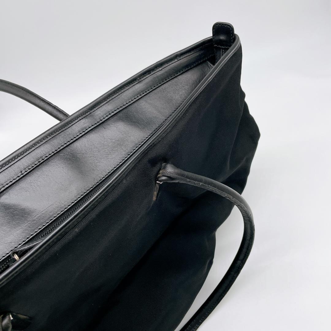 良品 GUCCI A4可能 キャンバス トートバッグ シルバー金具 f223