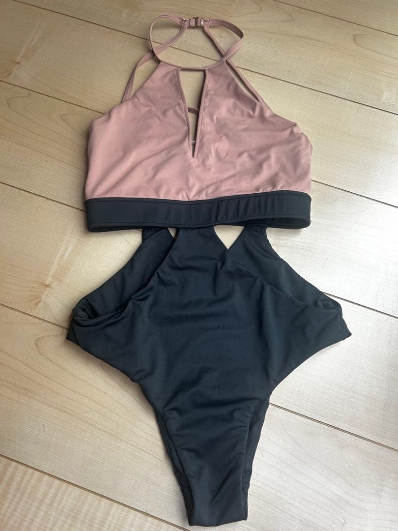 バイカラー ワンピース水着 ピンクと黒 Alexia Stam M