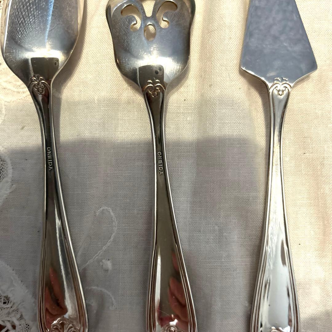 ⭐️新品未使用⭐️ ONEIDA社のシルバーサービングカトラリー5本セット