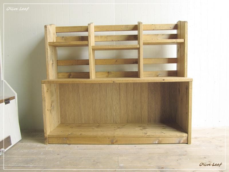 サイズ、デザインオーダー可！お子様目線ラック●ナチュラルブラウン無垢材●受注製作