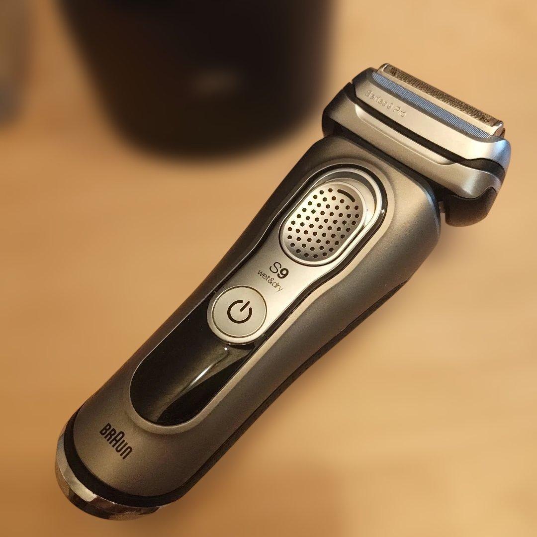 ブラウン シリーズ9 C-01　電動シェーバー