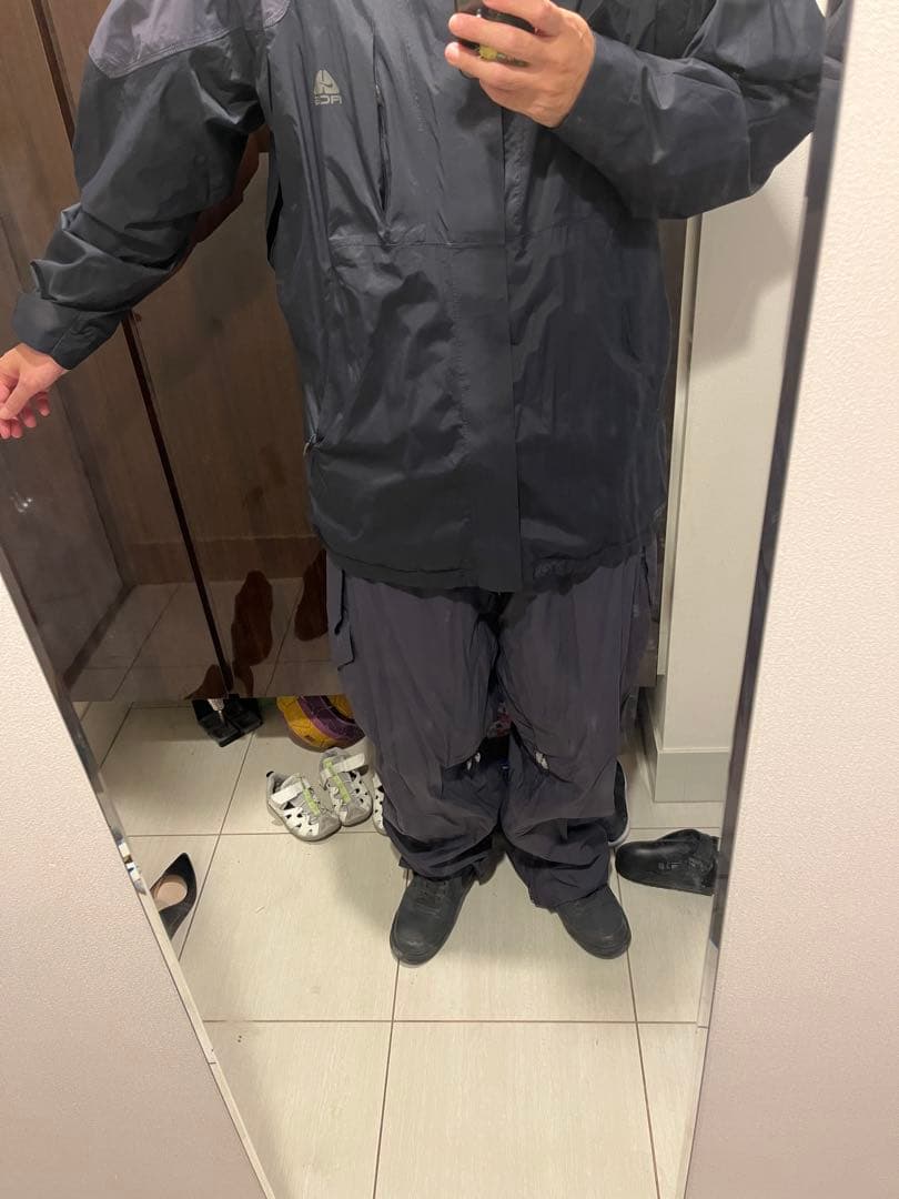 は*ち様 希少　Nike ACG スノボ　ウェア　ダークグレー　XXL