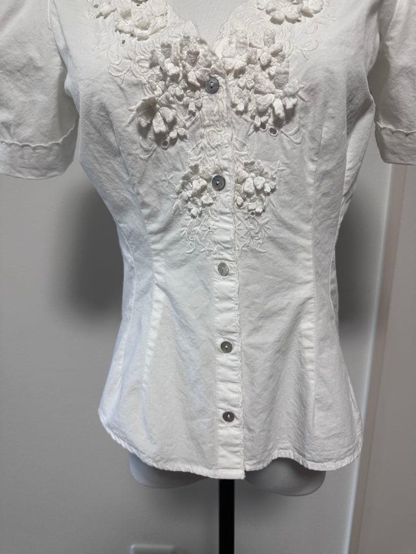 rouje paris トップス　ブラウス　シャツ　サイズ34 S相当　刺繍