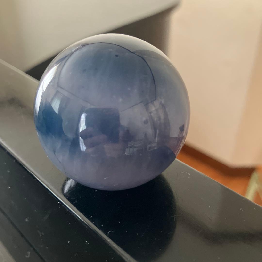 はち。さま専用マイカ入り！ブルーフローライト　スフィア　天然石置物　C204